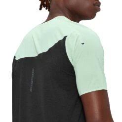 On | Men's Performance-T - Creek 11 On | Men's Performance-T - Creek -Deals Sportswear Store 102.01016 M On Performance T backdetail