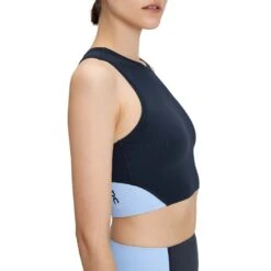 On | Women's Movement Crop - Navy -Deals Sportswear Store 1WD10110900 W On MovementCrop side
