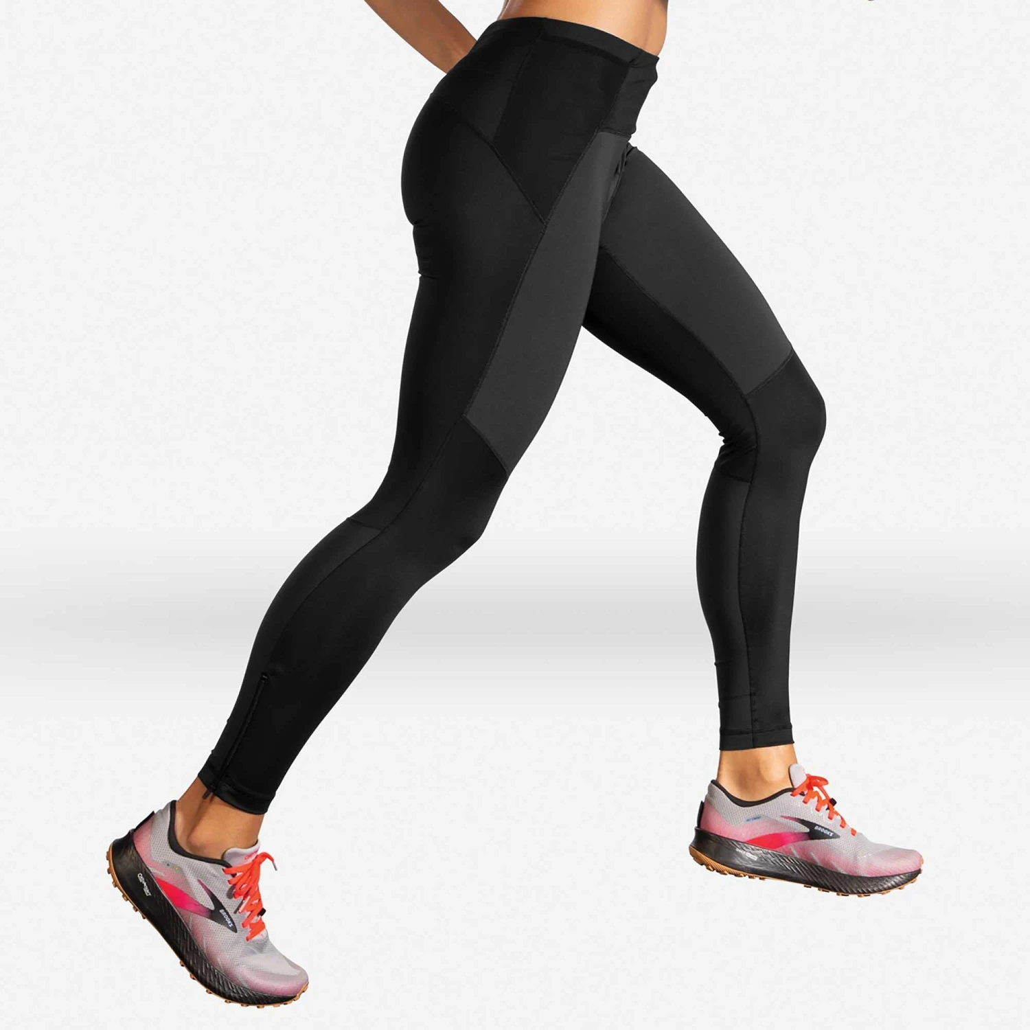 Brooks | Women's Switch Hybrid Tight 5 Brooks | Women's Switch Hybrid Tight - Image 3