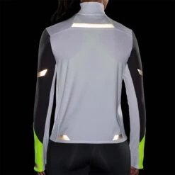 Brooks | Women's Run Visible 1/2 Zip -Deals Sportswear Store 221564134 W Brooks RunVisible12Zip backdark