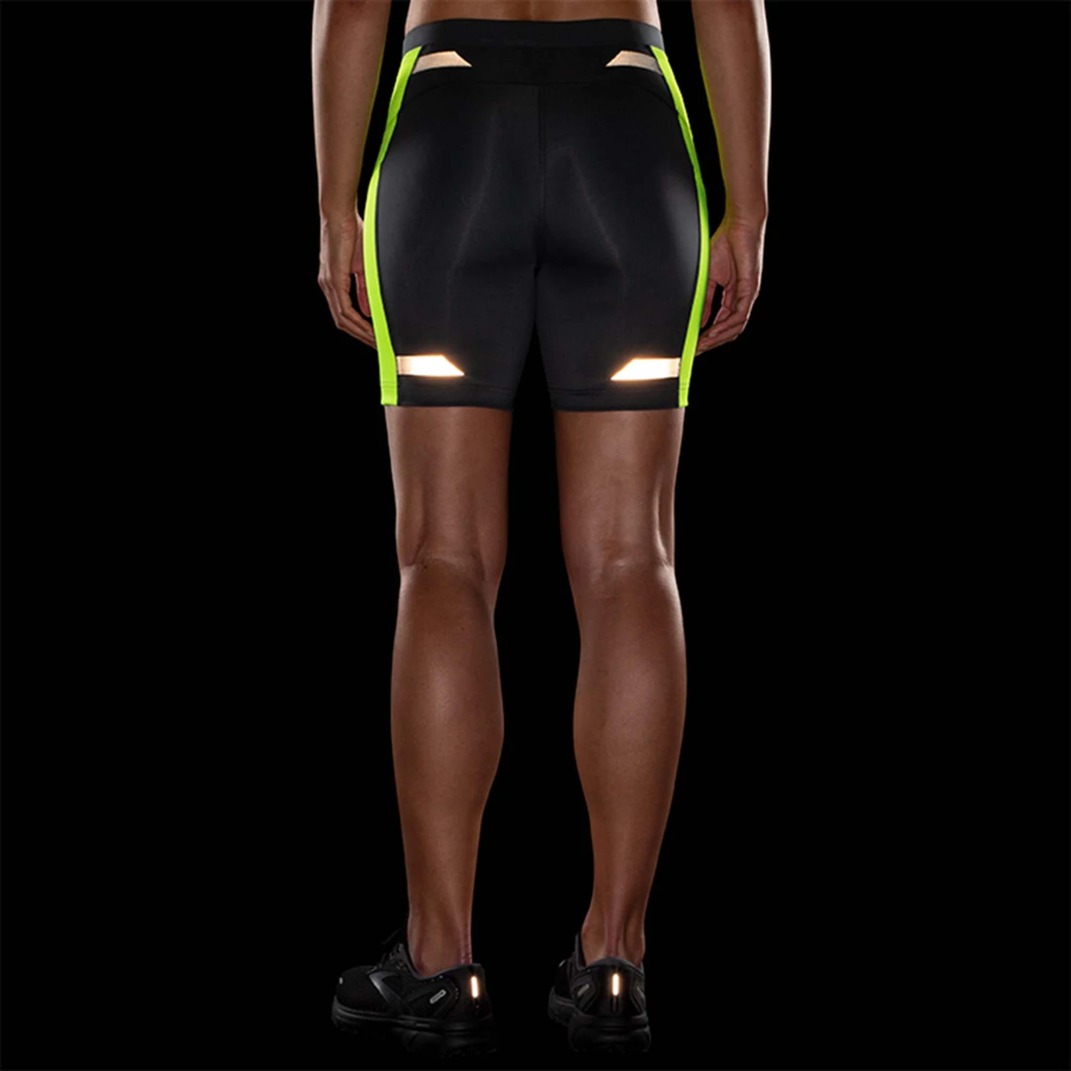 Brooks | Women's Run Visible 6" Short Tight 7 Brooks | Women's Run Visible 6" Short Tight - Image 5