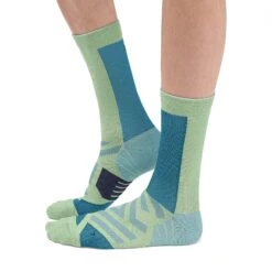 On | Men's Performance High Sock -Deals Sportswear Store 364.00837 On PerformanceHighSock side