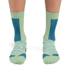 On | Women's Performance High Sock -Deals Sportswear Store 365.00839 On PerformanceHighSock front