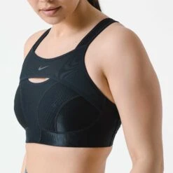 Nike | Women's Alpha Ultrabreathe Bra 18 Nike | Women's Alpha Ultrabreathe Bra -Deals Sportswear Store CZ4451010 F nike alphaultrabra front