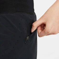 Nike | Women's Eclipse 2in1 Short -Deals Sportswear Store CZ9570 010 W Nike Eclipse2in1Short pocket