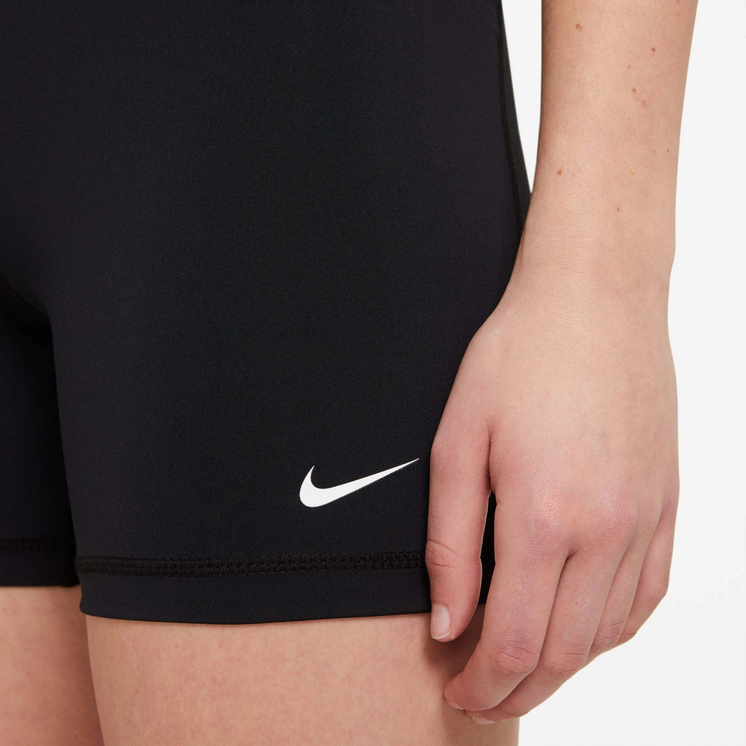 Nike | Women's Nike Pro 365 5 Inch Shorts - Black 5 Nike | Women's Nike Pro 365 5 Inch Shorts - Black - Image 3