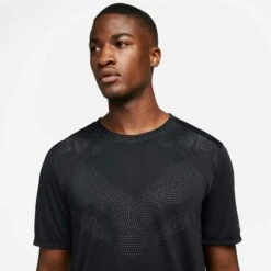 Nike | Men's Dri-Fit Run Division Rise 365 Flash GX SS -Deals Sportswear Store DD6045 010 PHSYM001 2000