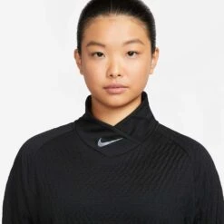 Nike | Women's TF Run Division Midlayer 10 Nike | Women's TF Run Division Midlayer -Deals Sportswear Store DM7553 010 W Nike TFRunDivisionMidlayer frontneck