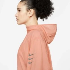 Nike | Women's Run DVN PKBL Jacket 15 Nike | Women's Run DVN PKBL Jacket -Deals Sportswear Store DM7753 824 W Nike RunDVNPKBLJacket side