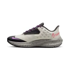 Nike | Women's Air Zoom Pegasus 39 Shield Running Shoes - Light Bone -Deals Sportswear Store DO7626 003 W Nike Pegasus39Shield side2