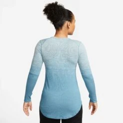 Nike | Women's Dri-FIT ADV Run Division Long-Sleeve Running Top - Light Silver -Deals Sportswear Store DX0296 034 W Nike DFADVRunDVNLSTop back