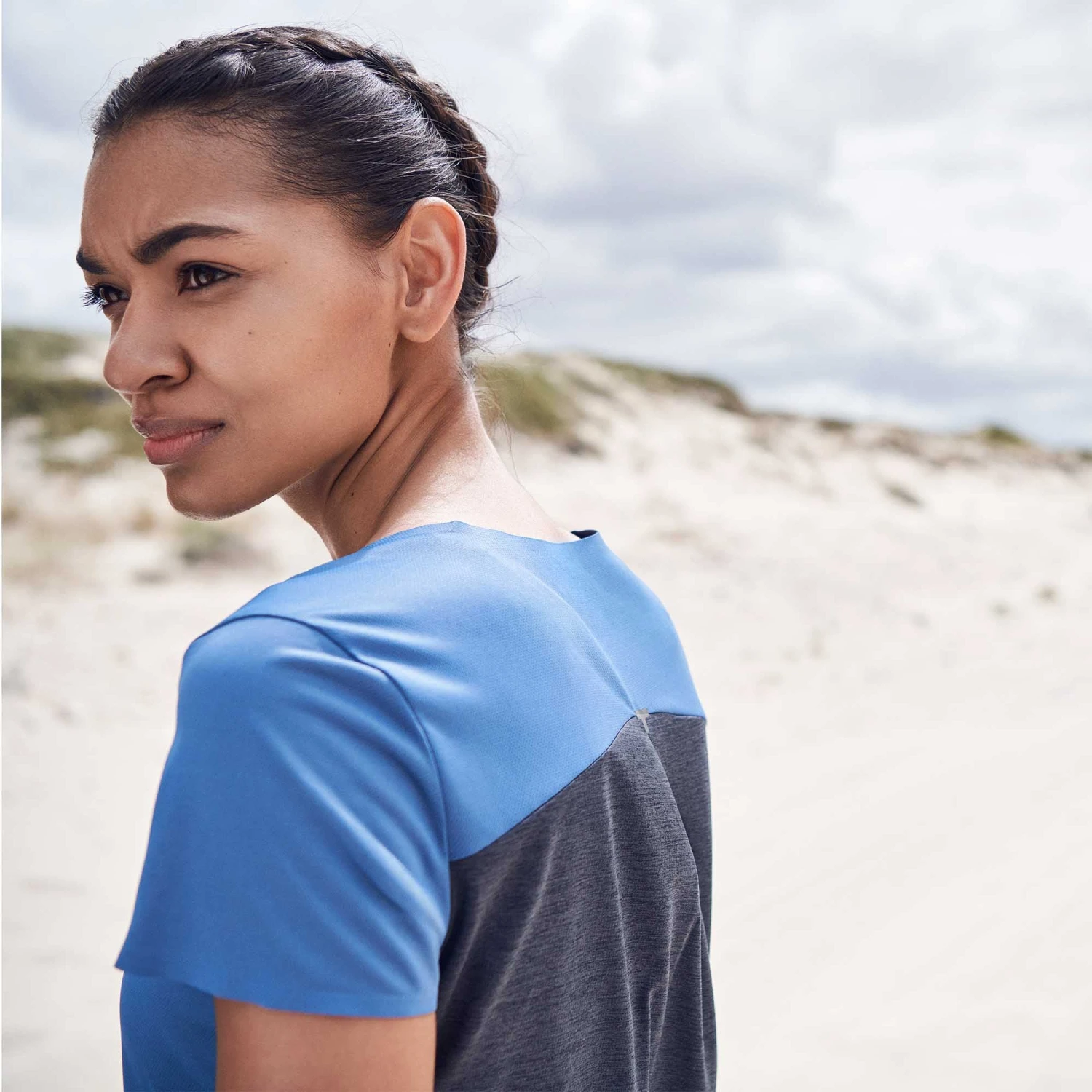 On | Women's Performance-T 4 On | Women's Performance-T - Image 2