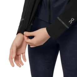 On | Women's Weather Jacket -Deals Sportswear Store W20400248 F onrunning weatherjacket sleevedetail