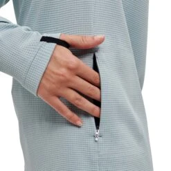 On | Women's Climate Shirt -Deals Sportswear Store W263.00472 W On ClimateShirt sidepocket