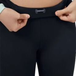 On | Women's Tights Long 2.0 -Deals Sportswear Store W28700252 F on tightlong2 waistdetail
