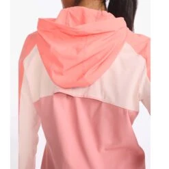 2XU | Women's Aero Jacket - Hyper Coral -Deals Sportswear Store WR6686aHYCRSF W 2XU AeroJacket backonbody